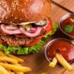 Starbucks invests $100M in new retail startups